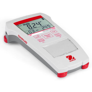 pH Portable meter, IP54 Sets, electrode clip, wrist strap and 4 AAA batteries